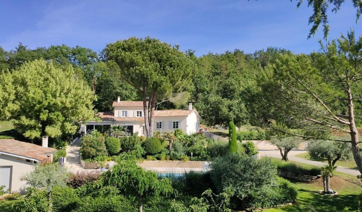 La Villa Moursoise 4 Etoiles 외부 사진