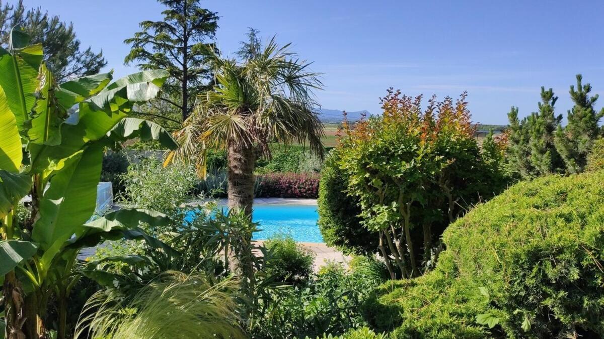 La Villa Moursoise 4 Etoiles 외부 사진
