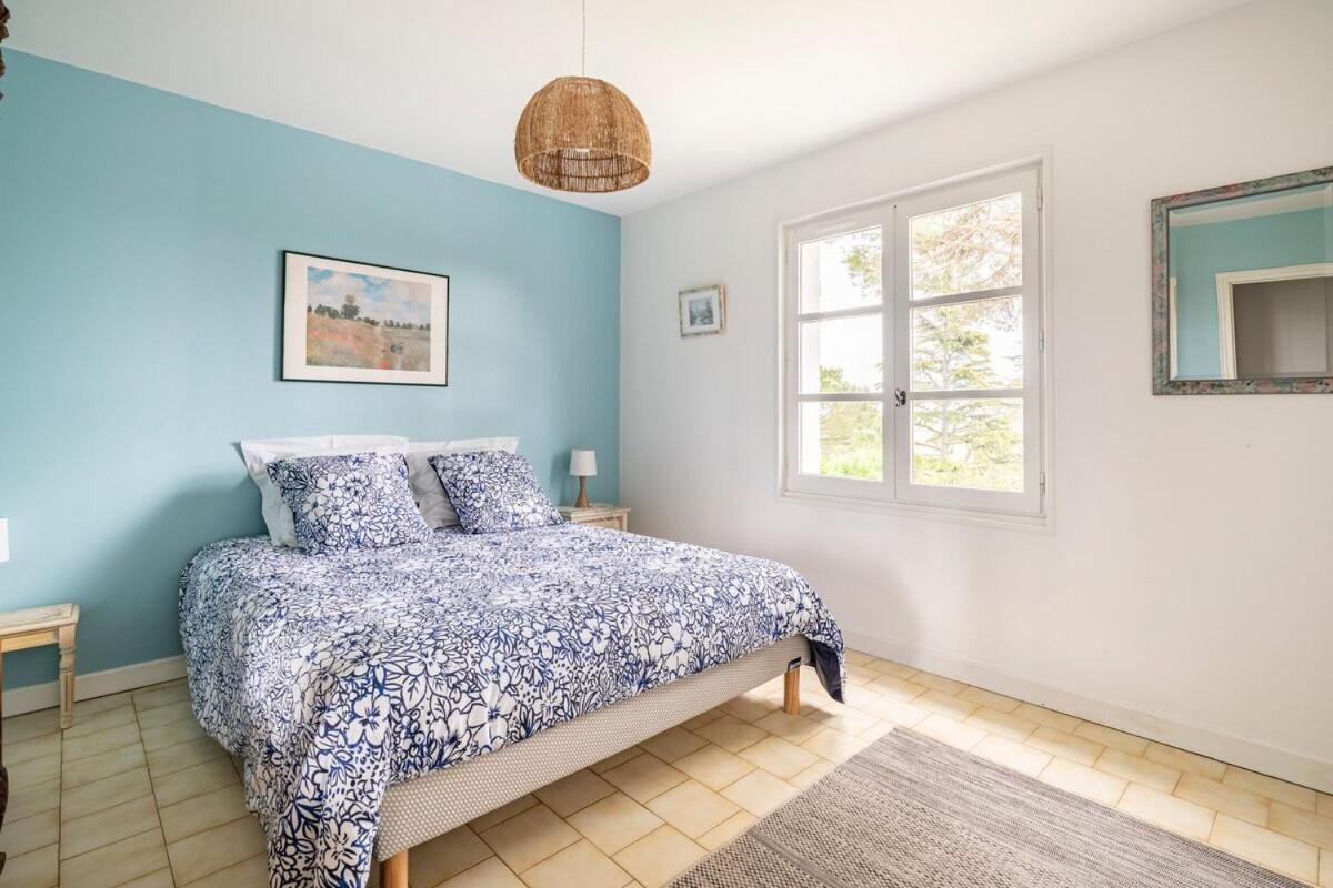 La Villa Moursoise 4 Etoiles 외부 사진