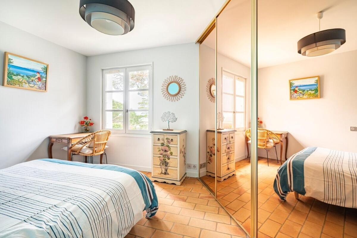 La Villa Moursoise 4 Etoiles 외부 사진