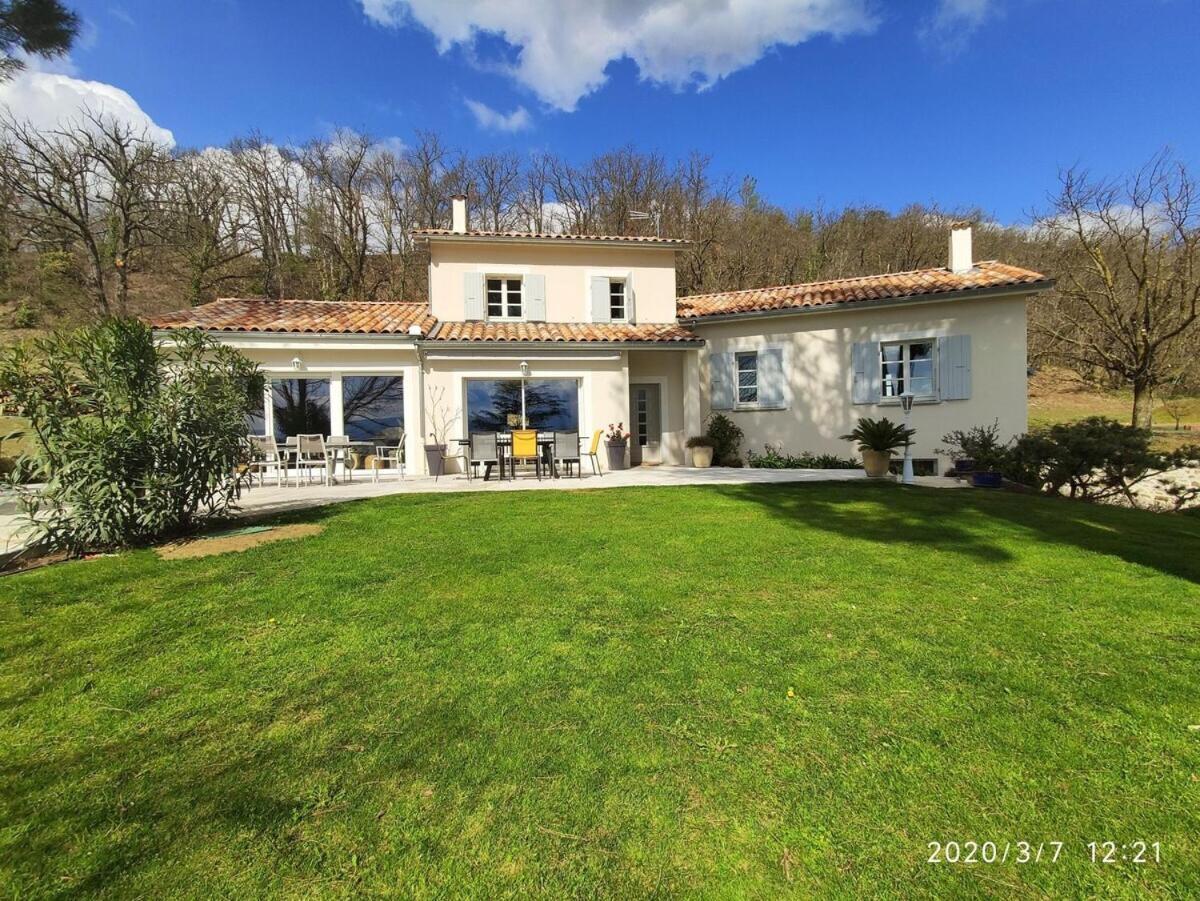 La Villa Moursoise 4 Etoiles 외부 사진