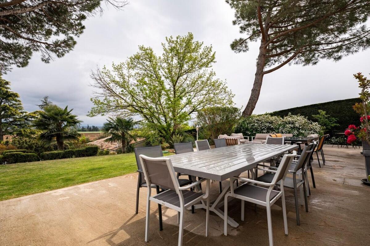 La Villa Moursoise 4 Etoiles 외부 사진