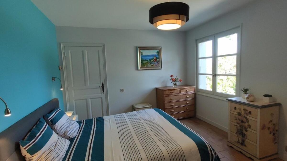 La Villa Moursoise 4 Etoiles 외부 사진