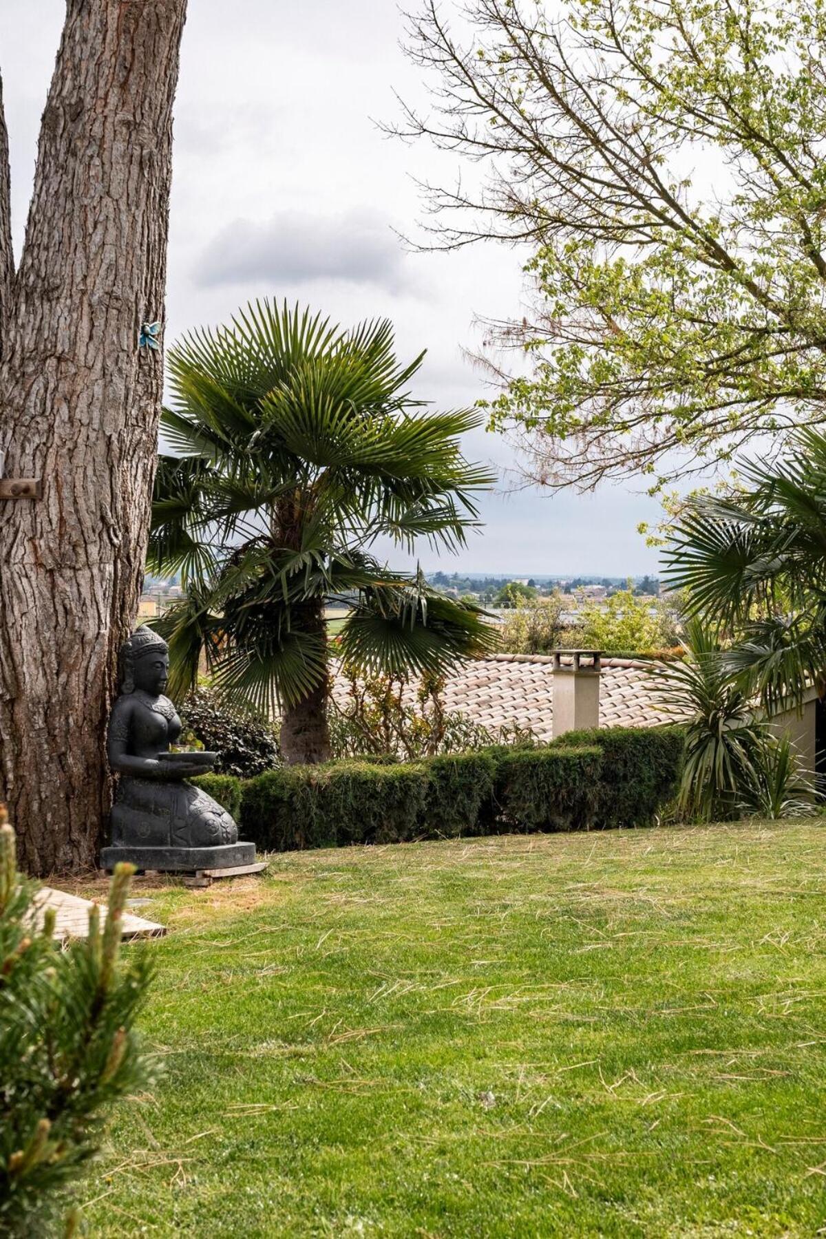 La Villa Moursoise 4 Etoiles 외부 사진